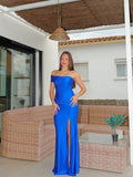 Brookfield Elegant Maxi Dress