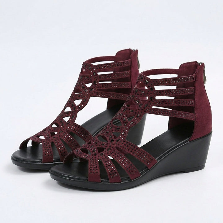 Jenniffer - Fashionable women&