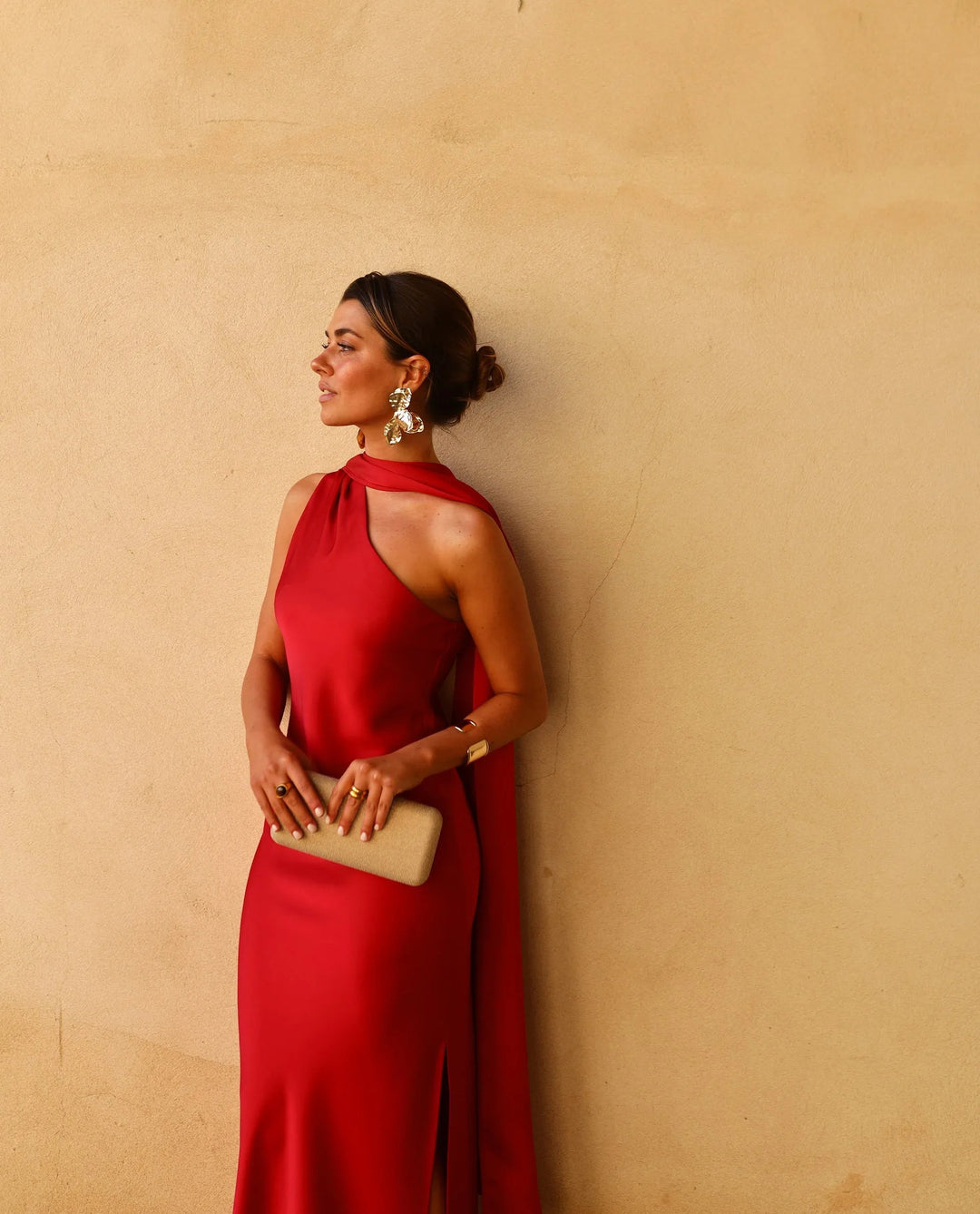 ROBE MRS. ABRIL · ROUGE